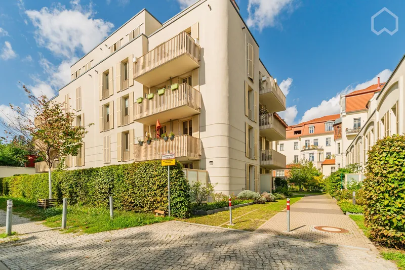 Moderne, möblierte 3 Zimmerwohnung mit Garten und Terrasse — photo 1